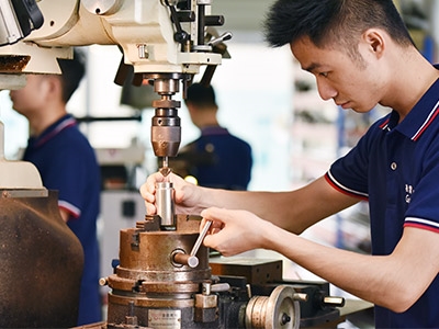 格雷希爾機(jī)加工車間搬遷通知